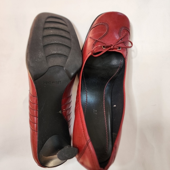 Red Nine West Heel Slipper - Size 9 - Picture 2 of 3